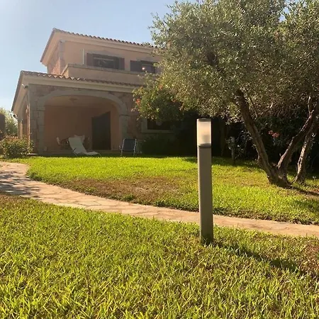 La Cinta Villa San Teodoro (Sardinia)